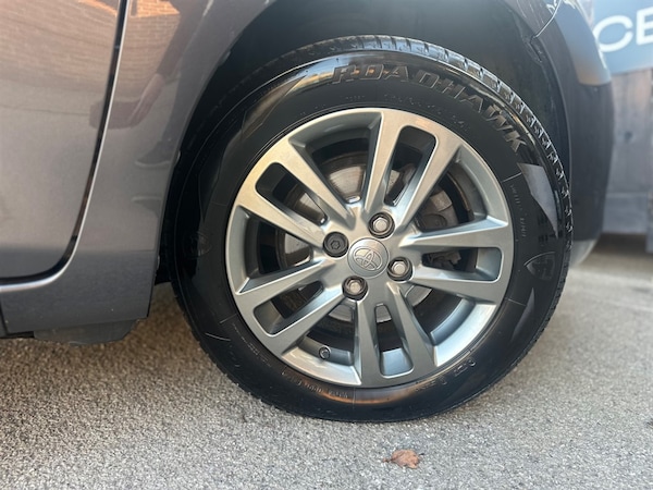 Used Toyota Yaris 2015 for sale - 75571702: Photo 26