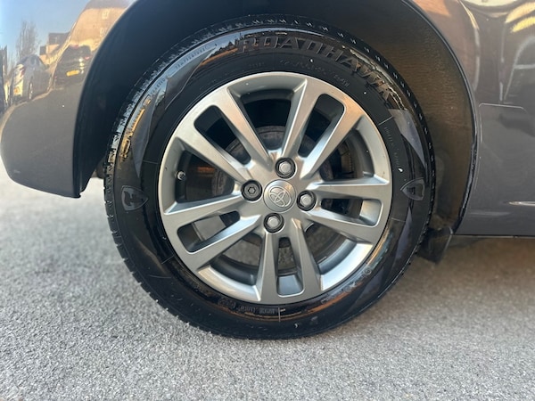 Used Toyota Yaris 2015 for sale - 75571702: Photo 29