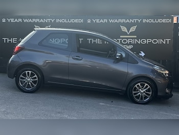 Used Toyota Yaris 2015 for sale - 75571702: Photo