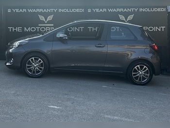 Used Toyota Yaris 2015 for sale - 75571702: Photo