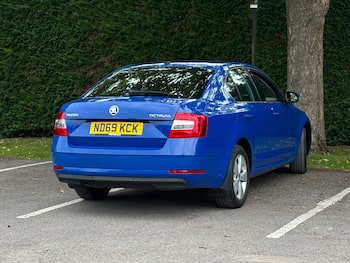 Used Skoda Octavia 2020 for sale - 79617101: Photo