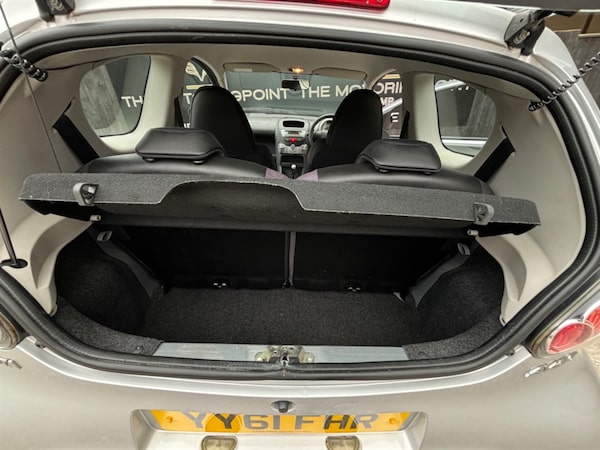 Used Toyota AYGO 2011 for sale - 76265798: Photo 17