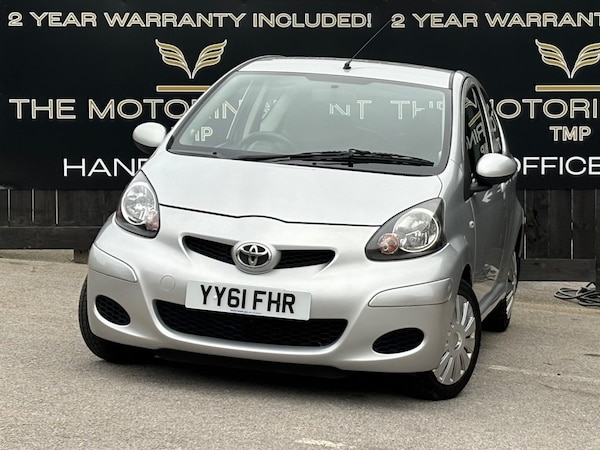 Used Toyota AYGO 2011 for sale - 76265798: Photo 2