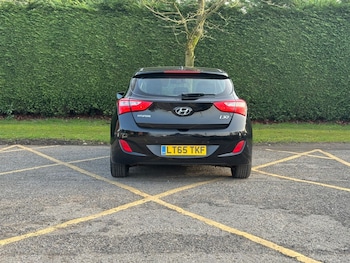 Used Hyundai i30 2015 for sale - 77665367: Photo