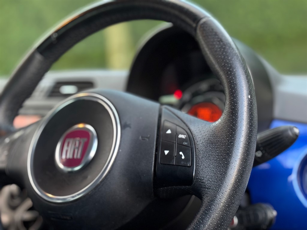 Used Fiat 500 2010 for sale - 77627850: Photo 5