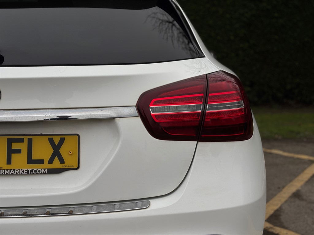 Used Mercedes-Benz GLA 2019 for sale - 77804111: Photo 5