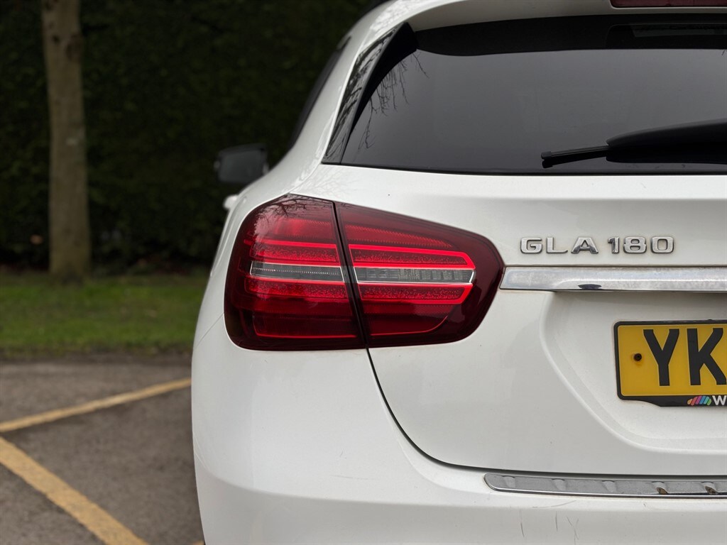 Used Mercedes-Benz GLA 2019 for sale - 77804111: Photo 6