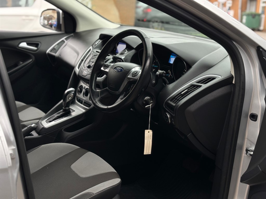 Used Ford Focus 2012 for sale - 76557084: Photo 13