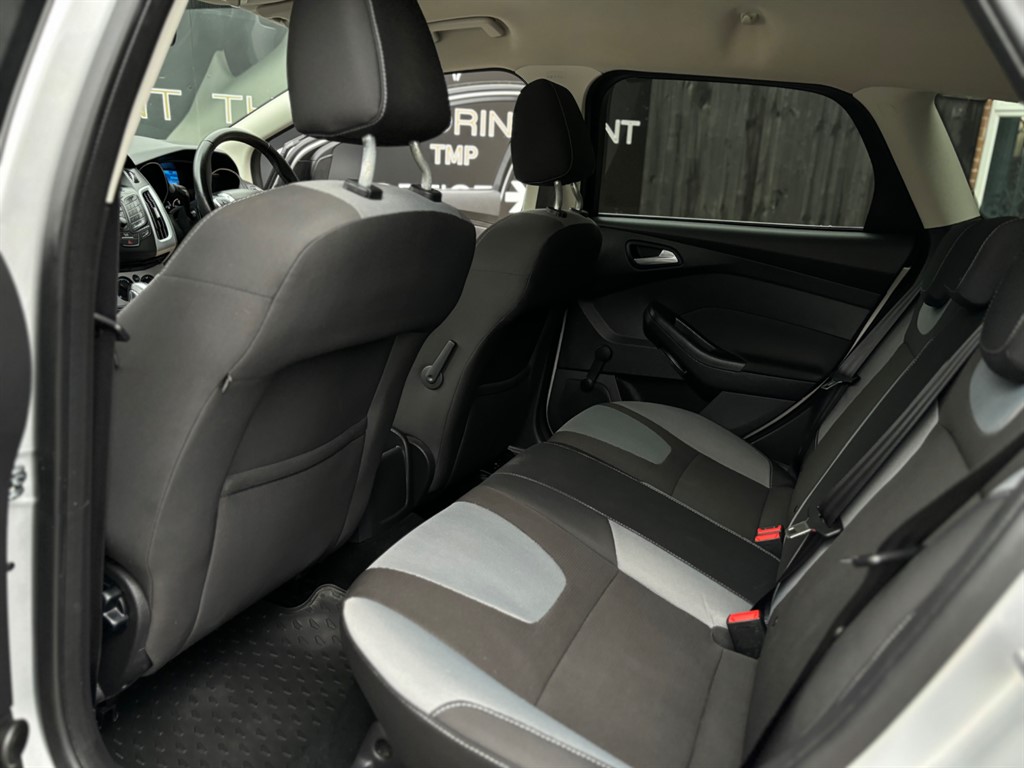 Used Ford Focus 2012 for sale - 76557084: Photo 20