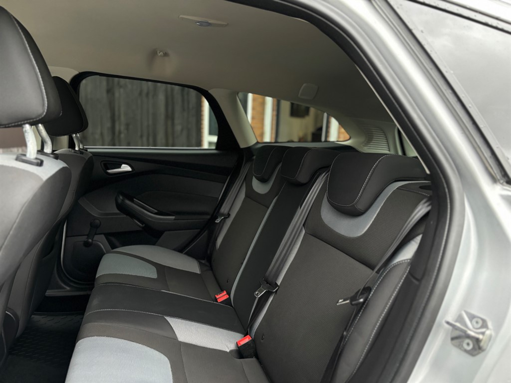 Used Ford Focus 2012 for sale - 76557084: Photo 25