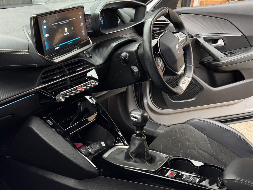 Used Peugeot 2008 2021 for sale - 77367345: Photo 21