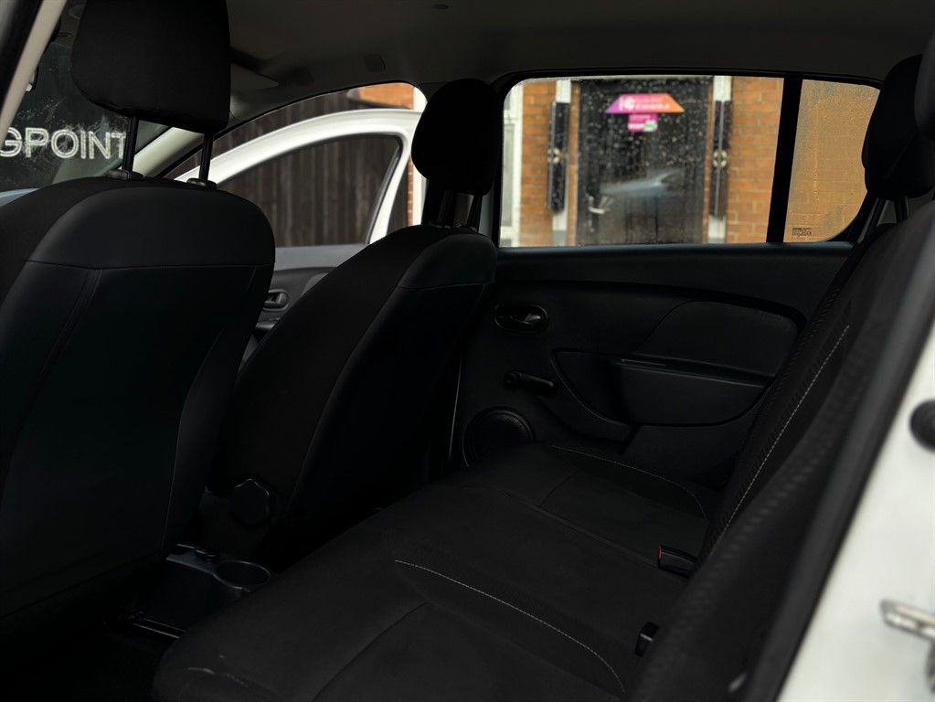 Used Dacia Sandero 2018 for sale - 77137934: Photo 18