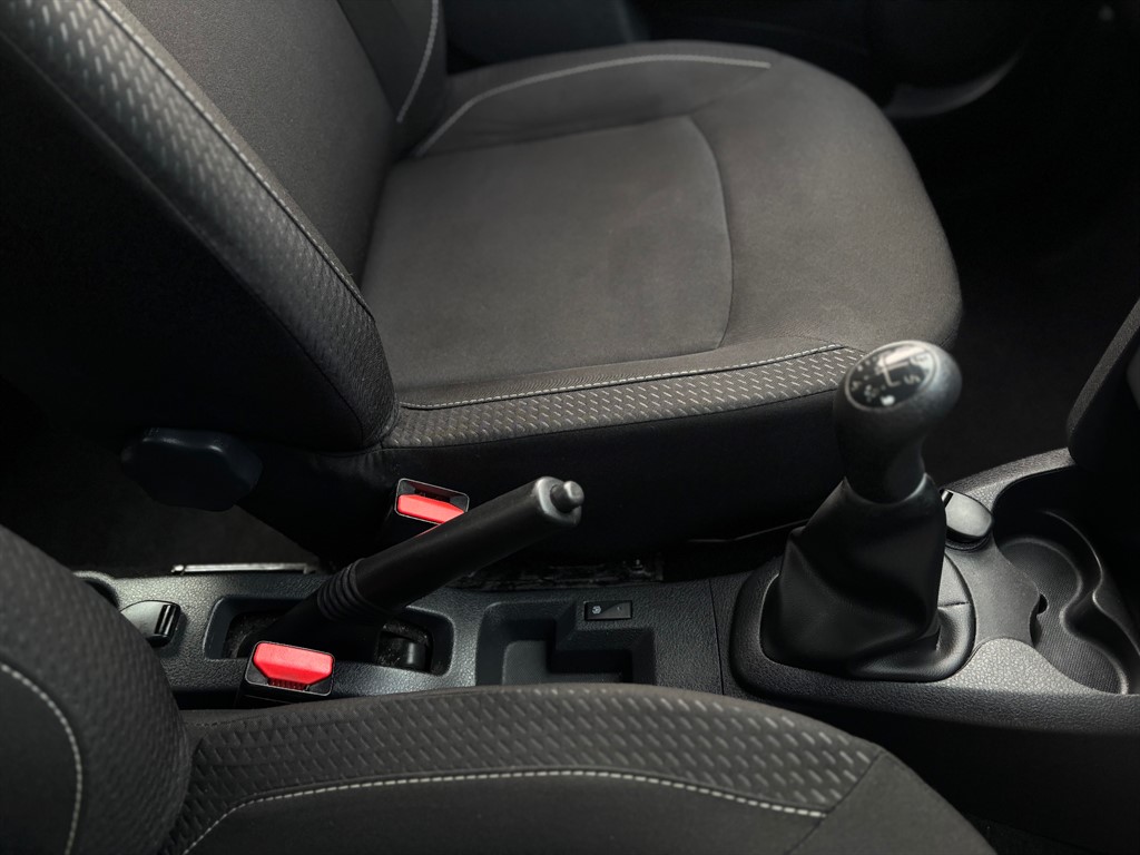 Used Dacia Sandero 2018 for sale - 77137934: Photo 22