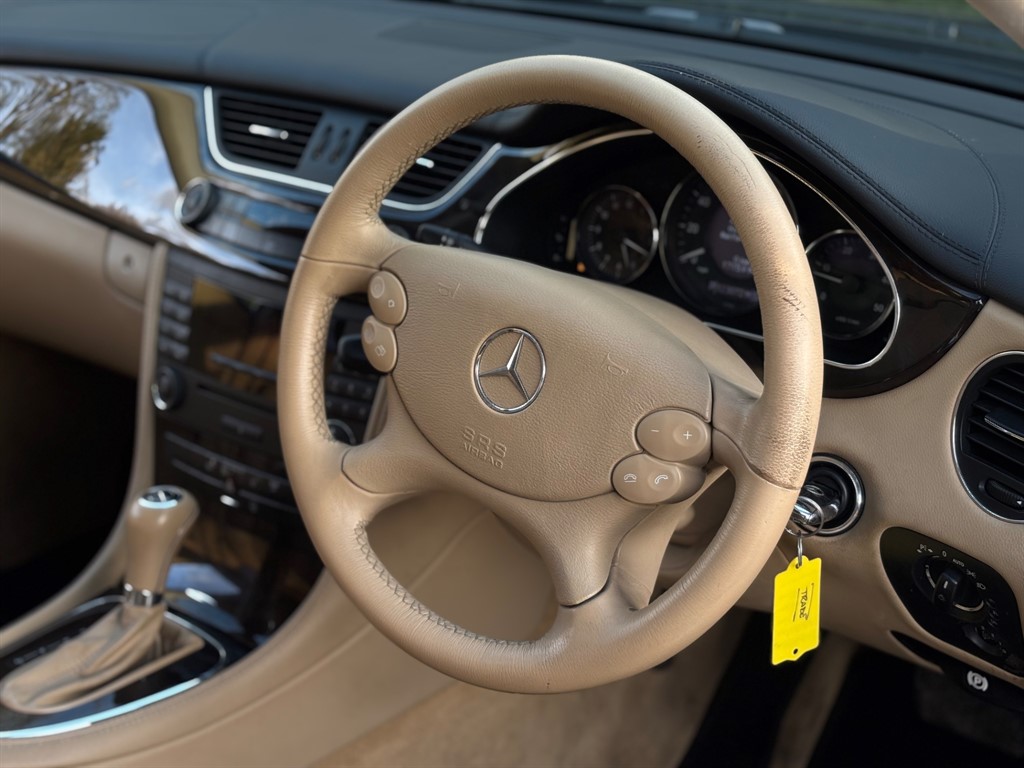 Used Mercedes-Benz CLS 2006 for sale - 77665325: Photo 11