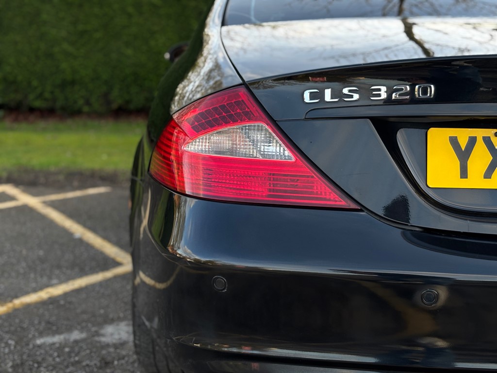 Used Mercedes-Benz CLS 2006 for sale - 77665325: Photo 8