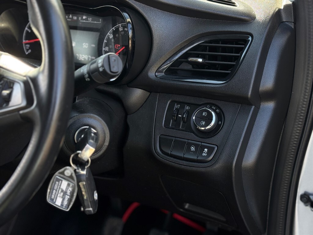 Used Vauxhall Viva 2018 for sale - 77918290: Photo 11