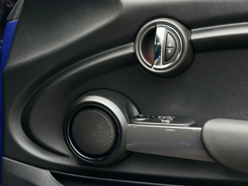 Used MINI Cooper 2019 for sale - 76290122: Photo 11