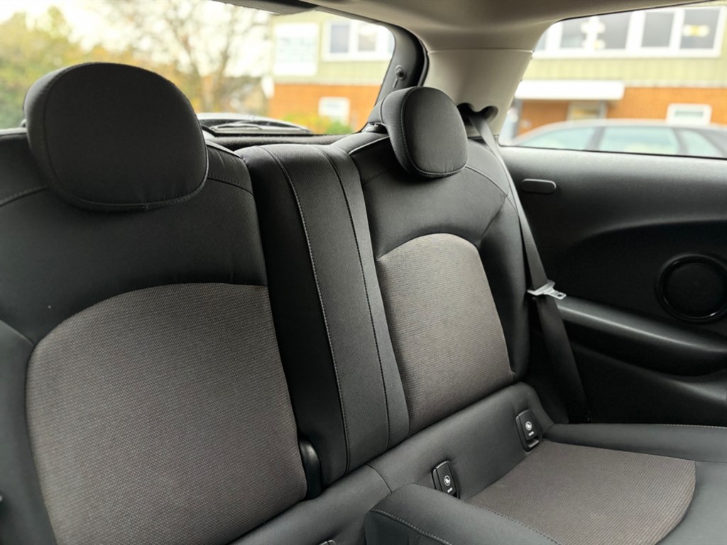 Used MINI Cooper 2019 for sale - 76290122: Photo 13