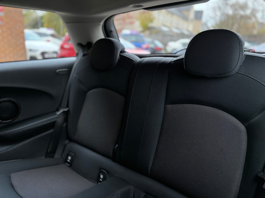 Used MINI Cooper 2019 for sale - 76290122: Photo 17