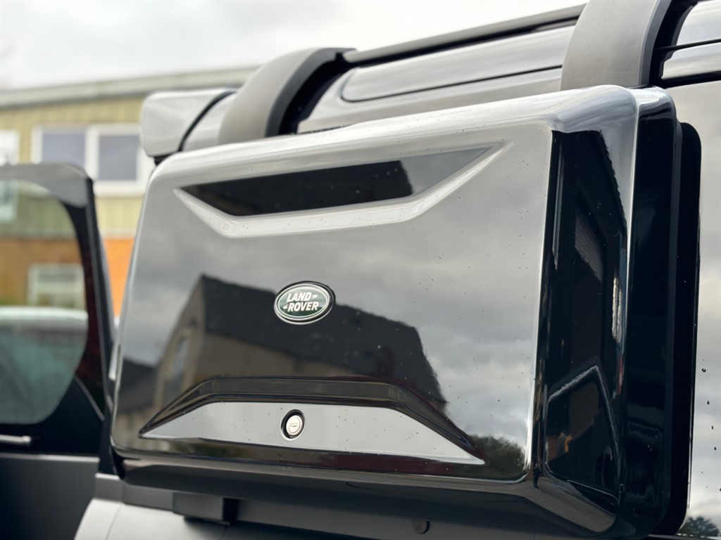 Used Land Rover Defender 2024 for sale - 76366684: Photo 27