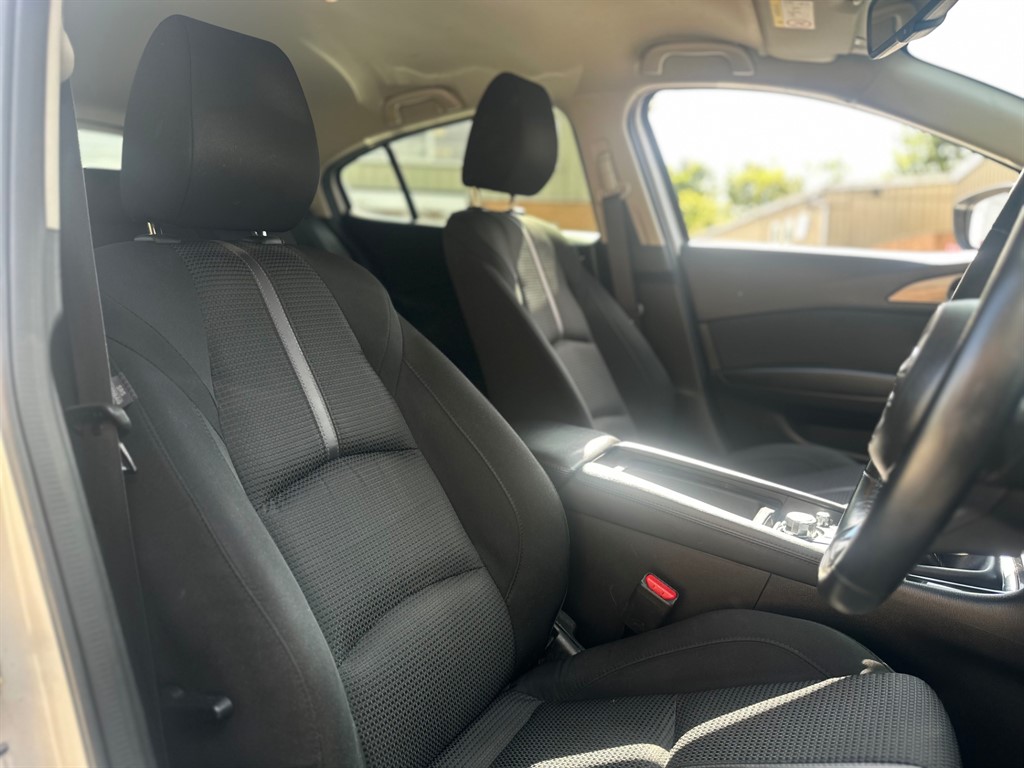 Used Mazda Mazda3 2016 for sale - 75572352: Photo 13