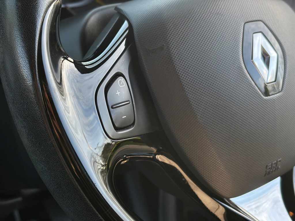 Used Renault Captur 2015 for sale - 77732838: Photo 17