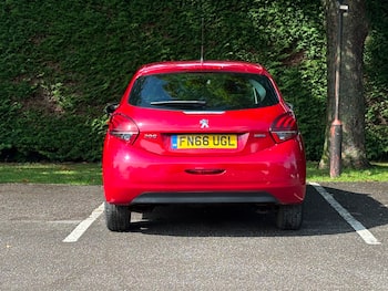 Used Peugeot 208 2016 for sale - 79583988: Photo