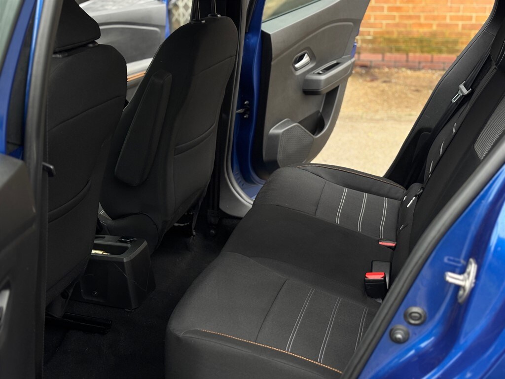 Used Dacia Sandero Stepway 2021 for sale - 77225448: Photo 19