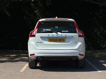 Used Volvo XC60 2017 for sale - 79407765: Photo