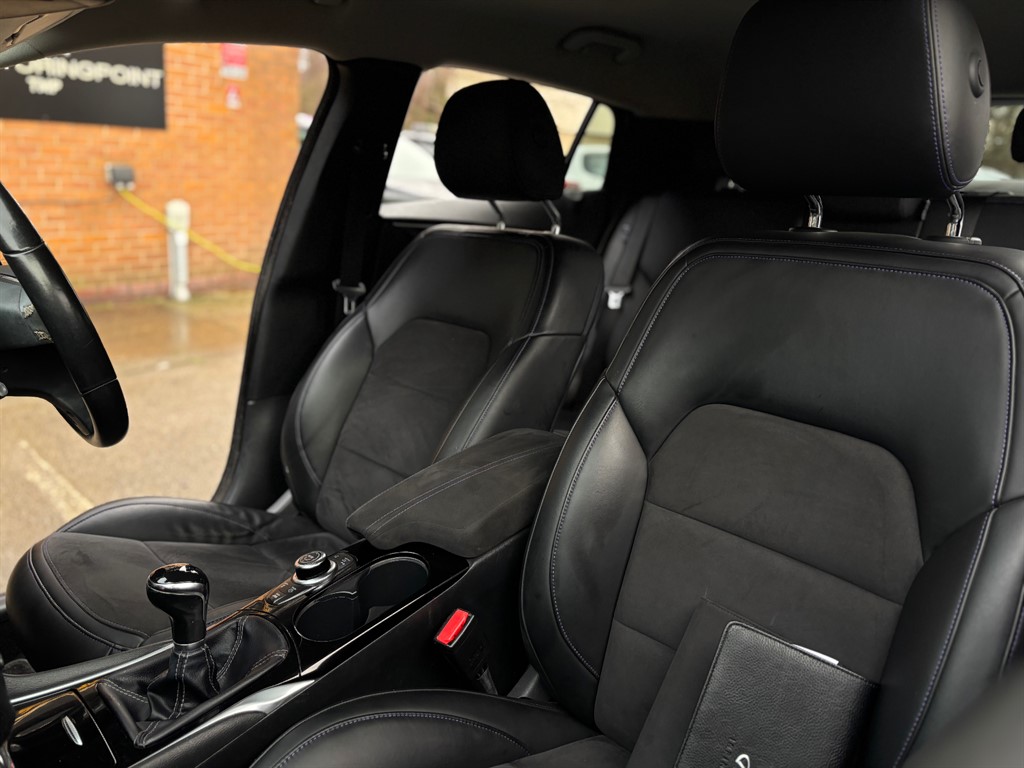 Used Infiniti Q30 2017 for sale - 77504628: Photo 22