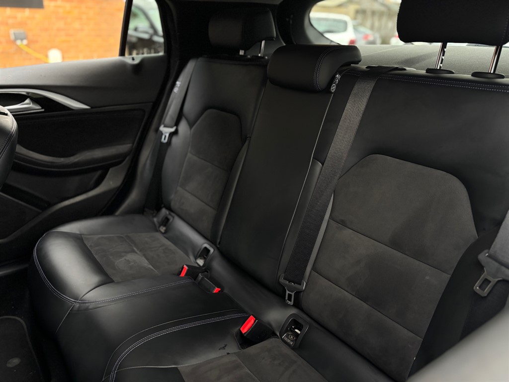 Used Infiniti Q30 2017 for sale - 77504628: Photo 24