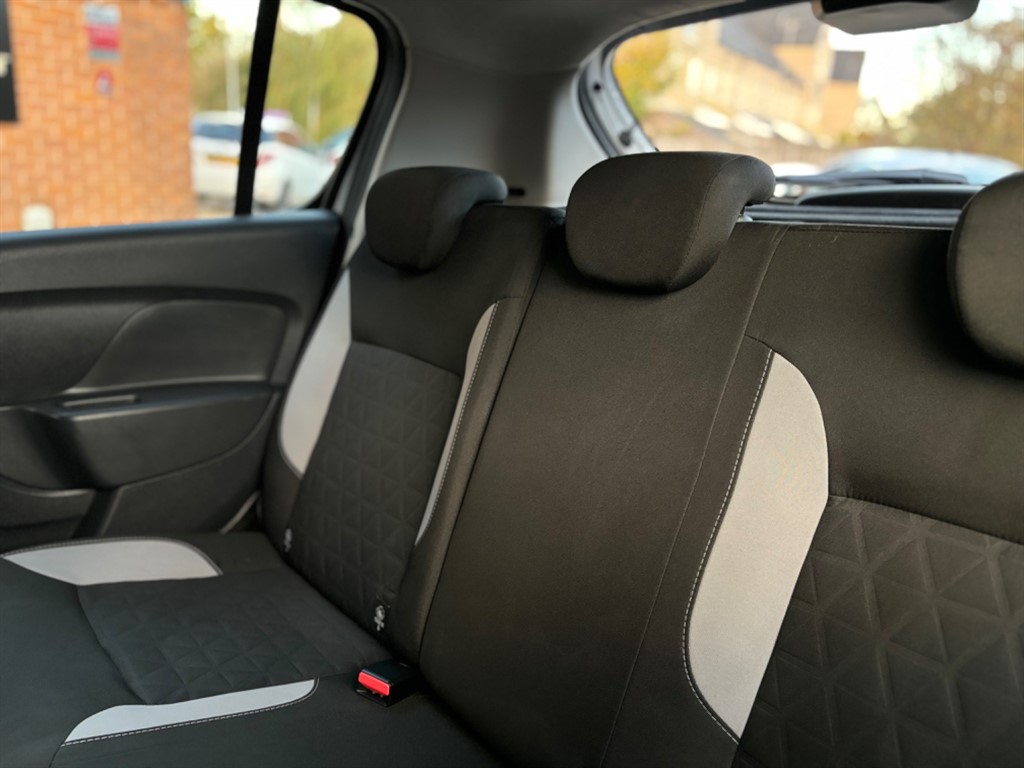 Used Dacia Sandero 2015 for sale - 76390317: Photo 17