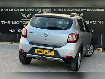 Used Dacia Sandero 2015 for sale - 76390317: Photo