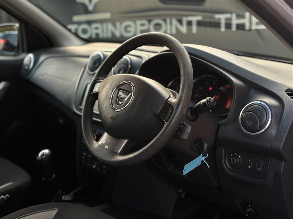 Used Dacia Sandero 2015 for sale - 76390317: Photo 8