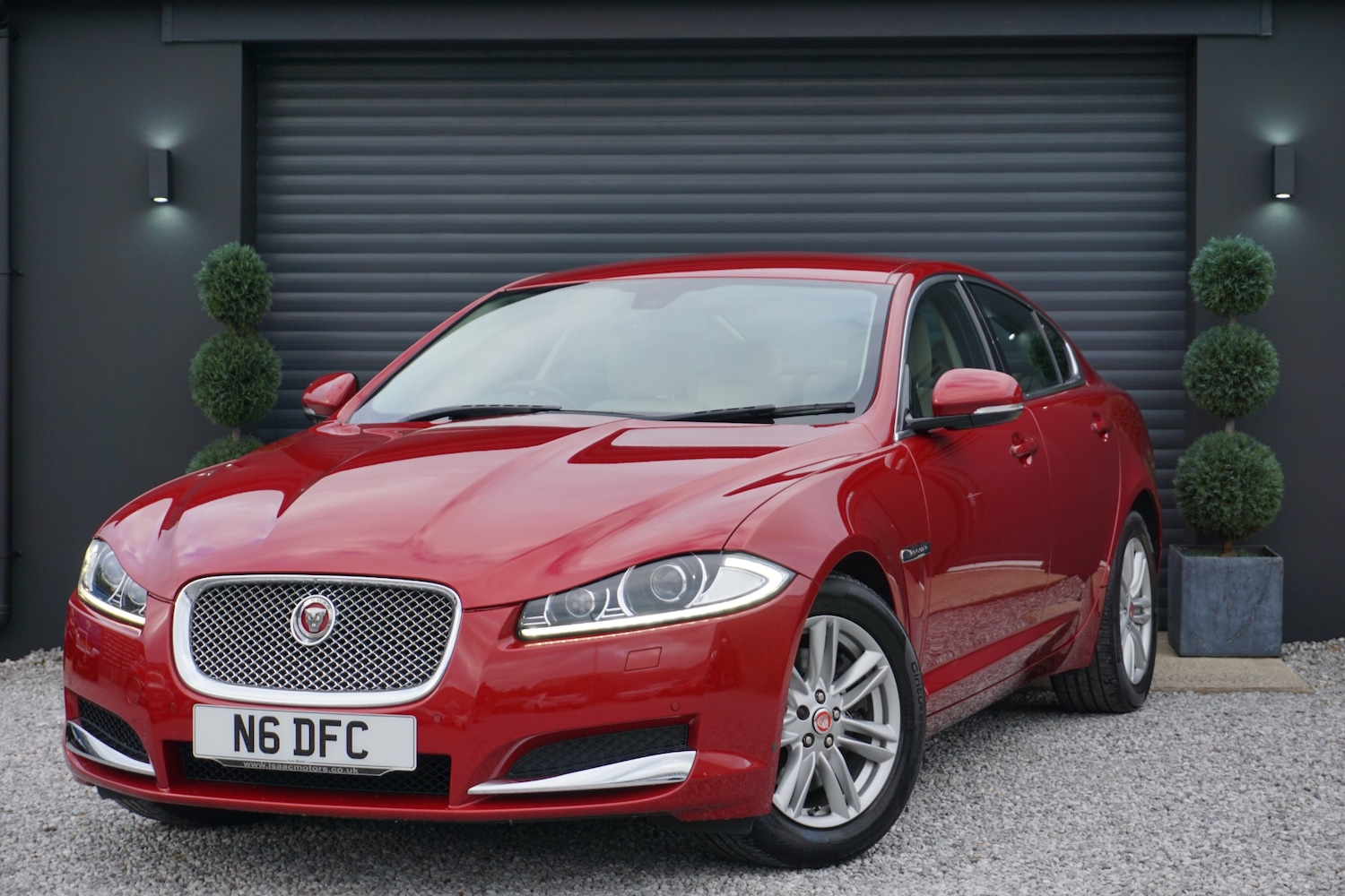 Used Jaguar XF 2015 for sale - 76017414: Photo 4