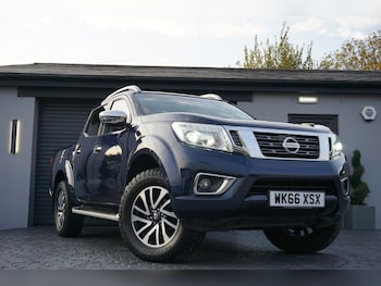 Used Nissan Navara 2016 for sale - 79303238: Photo