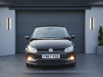 Used Volkswagen Polo 2017 for sale - 79304375: Photo