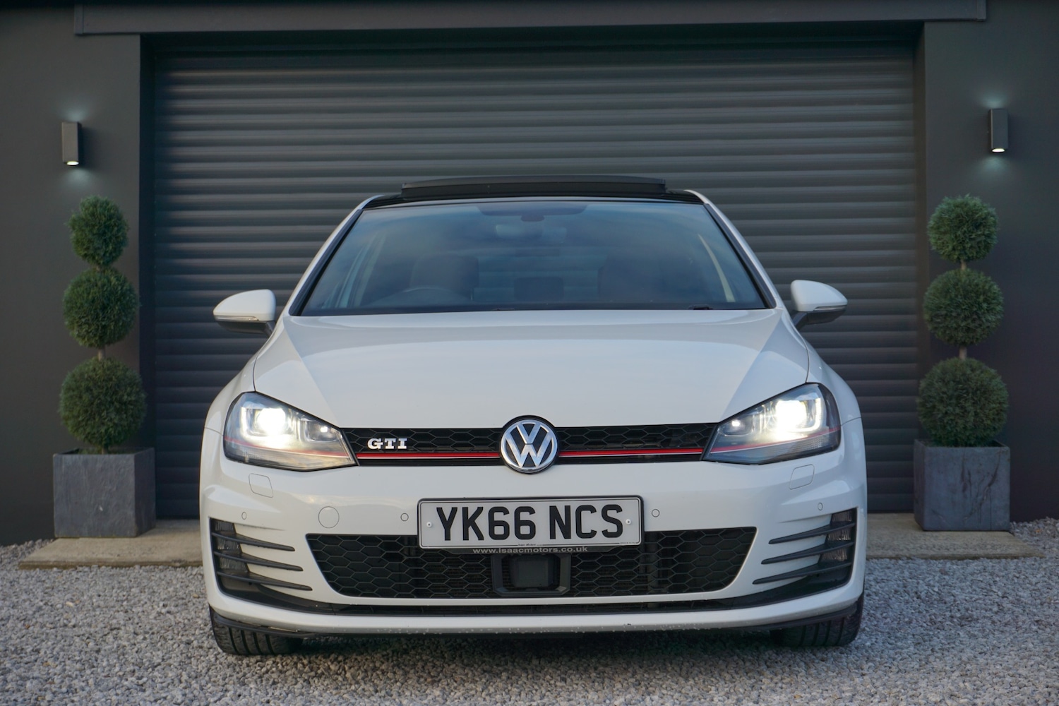 Used Volkswagen Golf 2016 for sale - 76767408: Photo 3