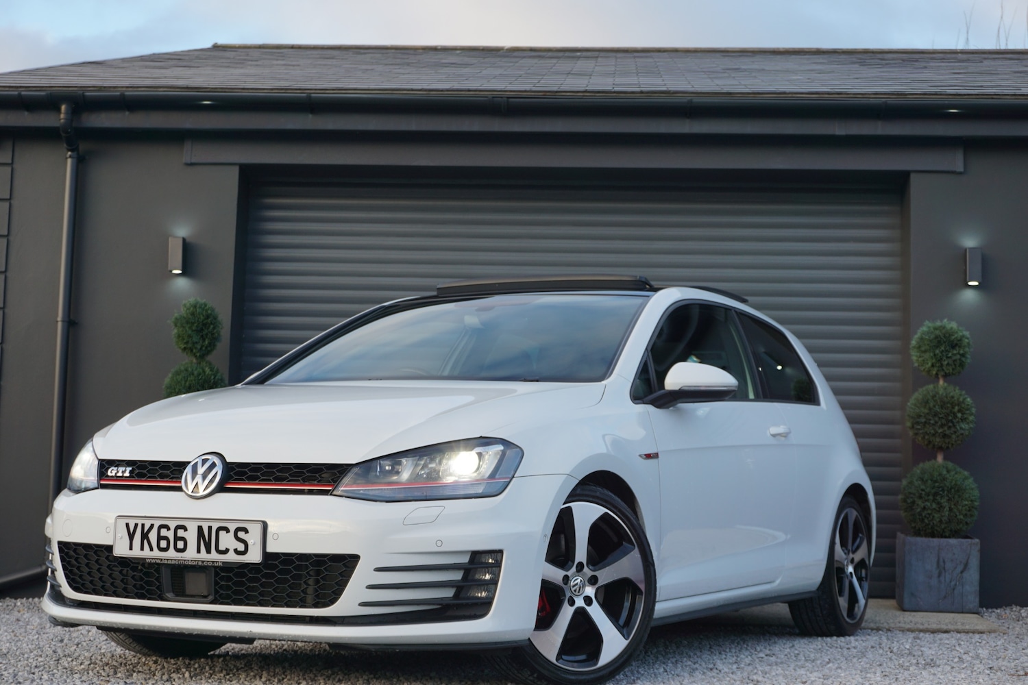 Used Volkswagen Golf 2016 for sale - 76767408: Photo 5