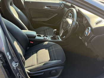 Used Mercedes-Benz A-Class 2014 for sale - 77721591: Photo