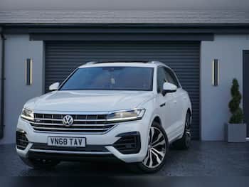 Used Volkswagen Touareg 2018 for sale - 79789507: Photo