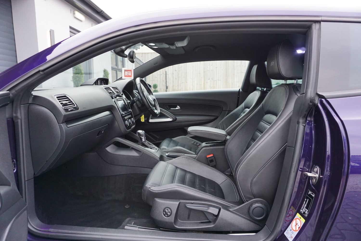 Used Volkswagen Scirocco 2017 for sale - 78098440: Photo 9