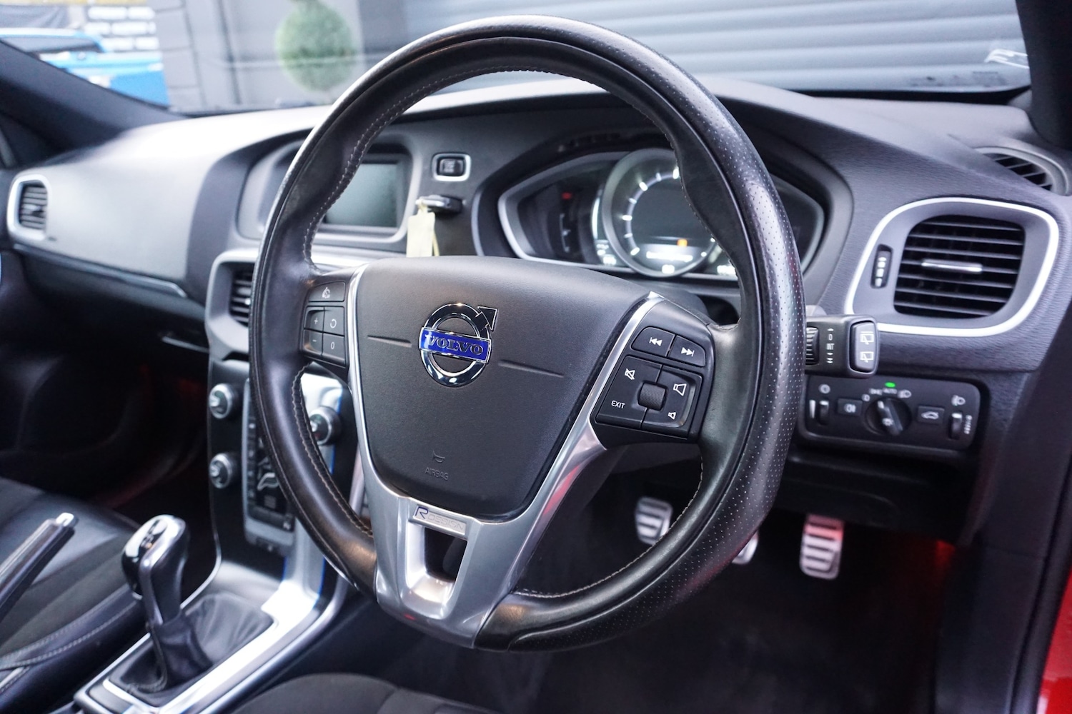 Used Volvo V40 2015 for sale - 75984995: Photo 13