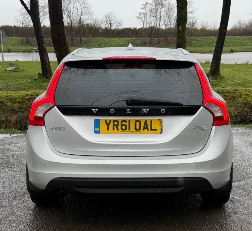 Used Volvo V60 2011 for sale - 77980791: Photo 8