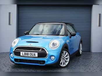 Used MINI Hatch 2018 for sale - 79373099: Photo