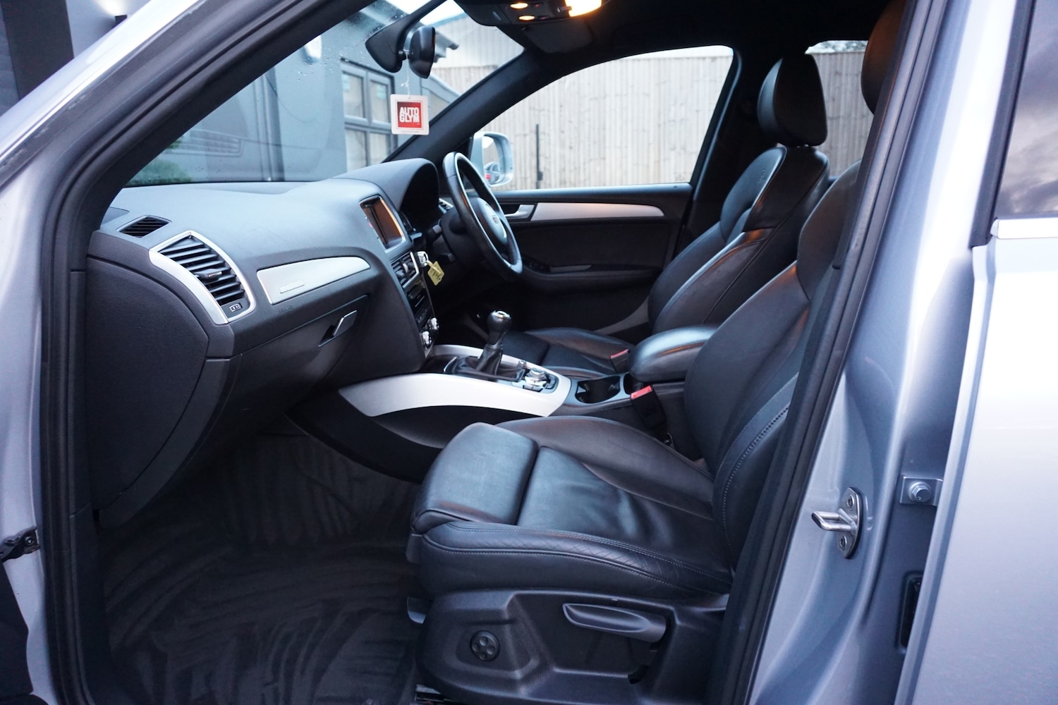 Used Audi Q5 2015 for sale - 76281723: Photo 9