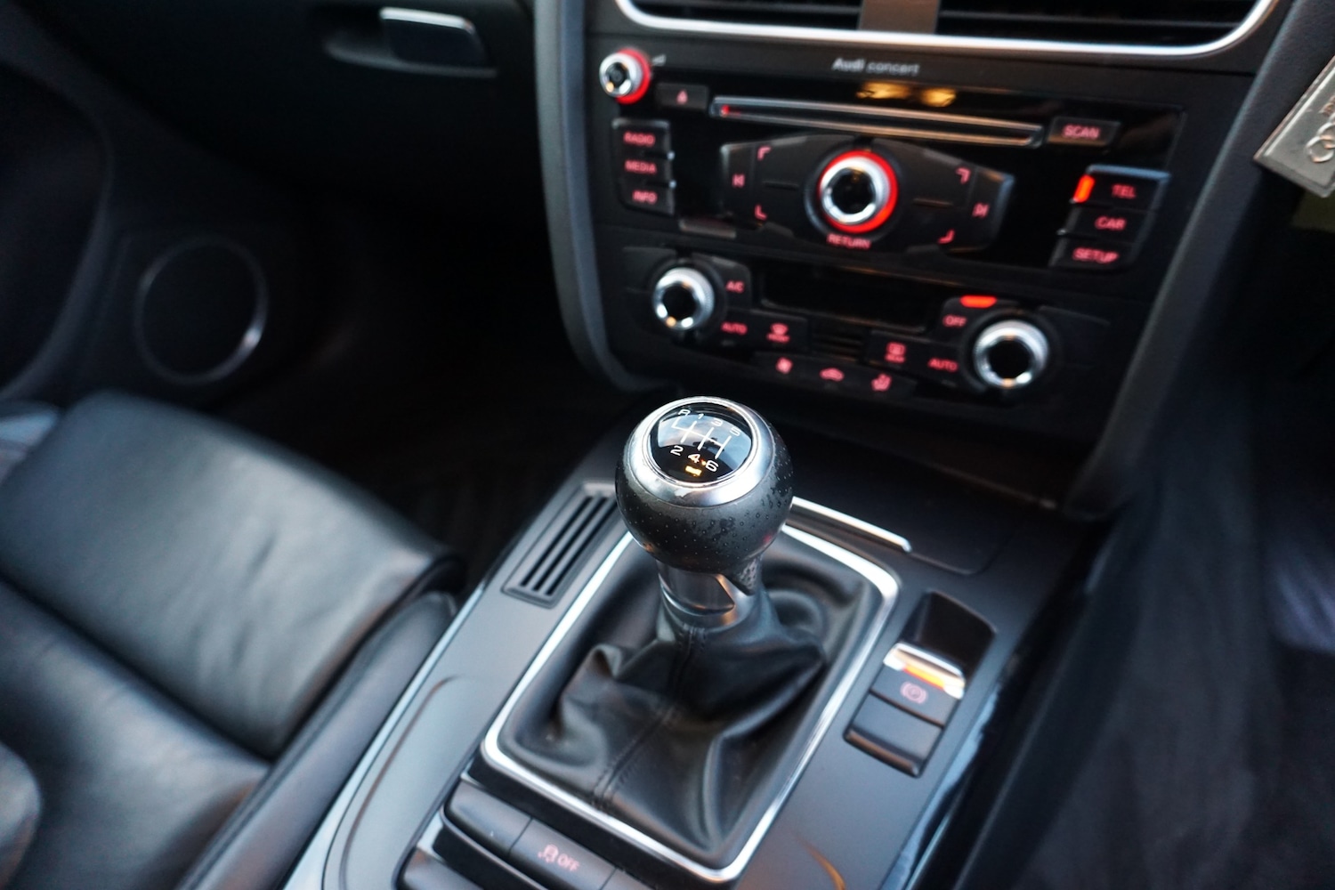 Used Audi A4 2015 for sale - 76766882: Photo 14