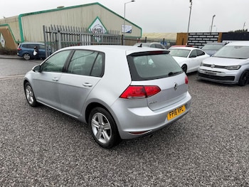 Used Volkswagen Golf 2016 for sale - 77465919: Photo