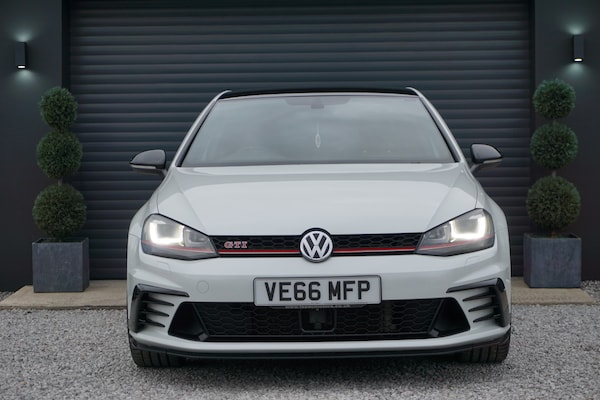 Used Volkswagen Golf 2017 for sale - 75695044: Photo 3