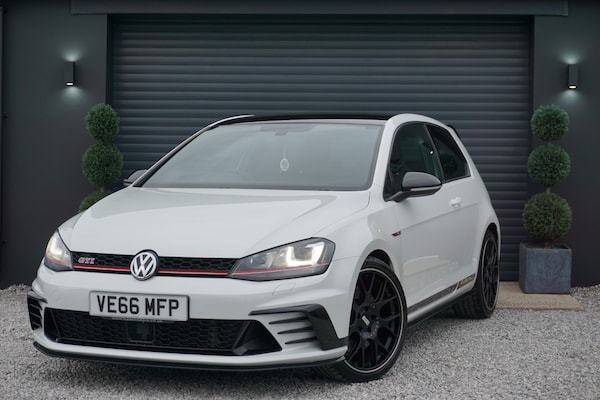 Used Volkswagen Golf 2017 for sale - 75695044: Photo 4